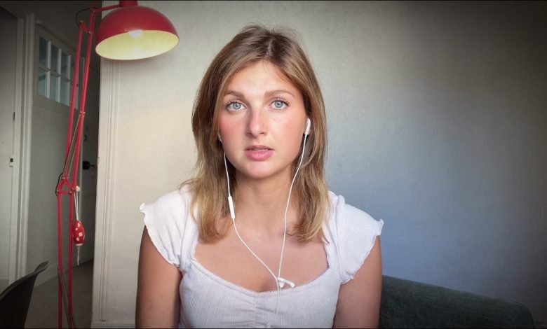 Thaïs d’Escufon dans une vidéo où elle évoque des poursuites judiciaires